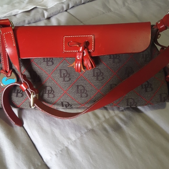 DOONEY & BOURKE SHOULDER BAG with Matching Wallet - Picture 3 of 6
